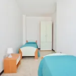 Centro Commerciale Apartments