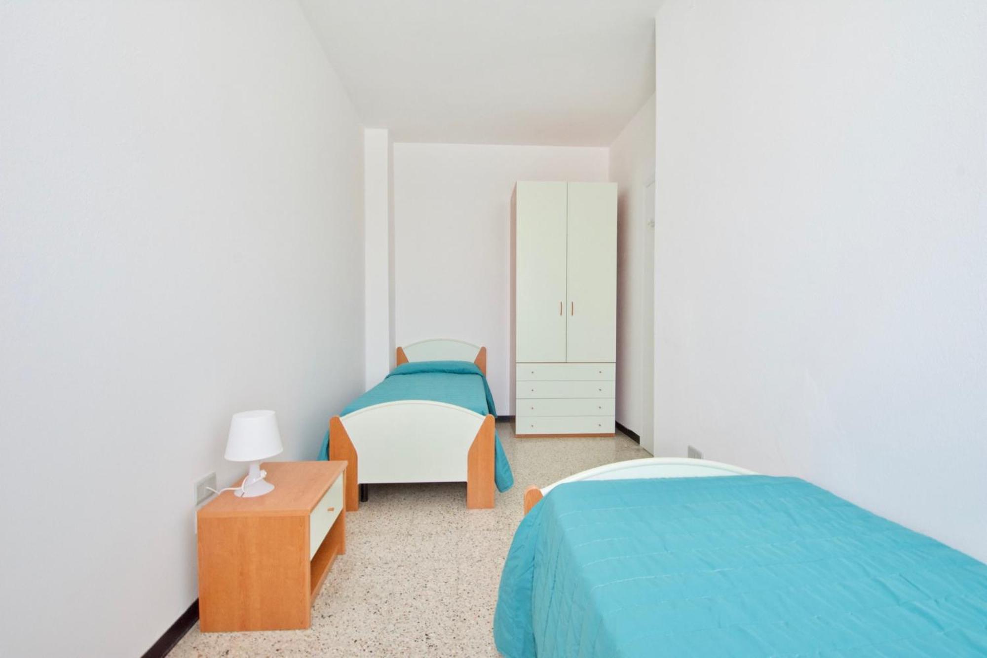 Apartment Centro Commerciale *